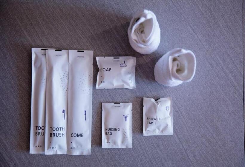 Lavande Hotel Korla City Government Swan Lake