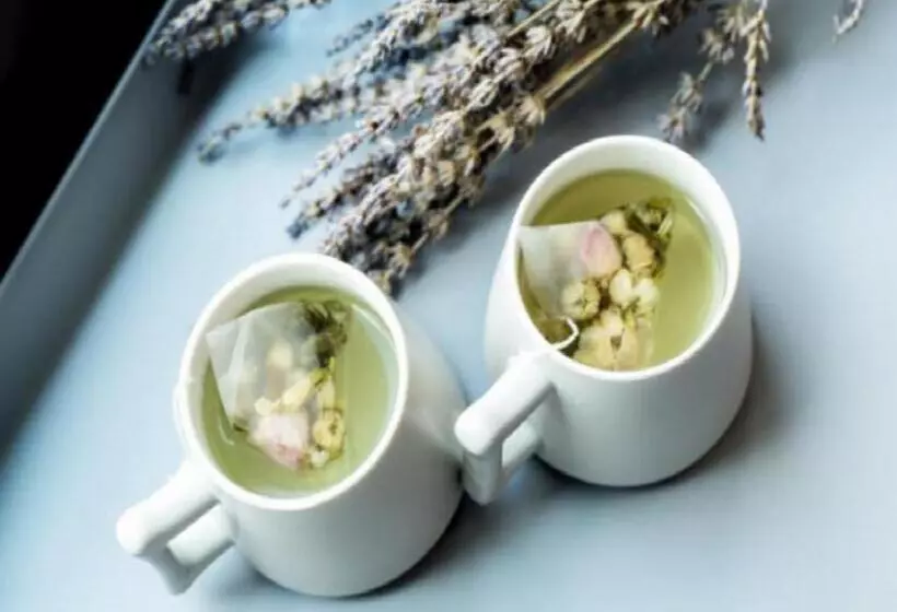 Lavande Hotel Korla City Government Swan Lake