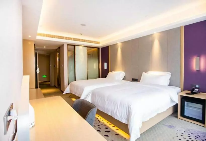 Lavande Hotel Mianyang Jiangyou Monument