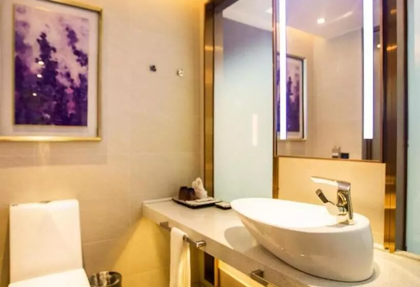 Lavande Hotel Mianyang Jiangyou Monument