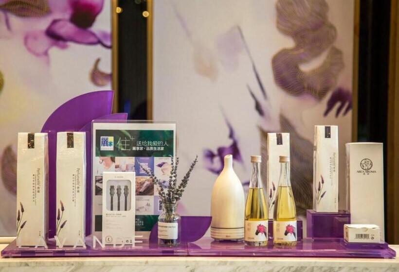 Lavande Hotel Mianyang Jiangyou Monument