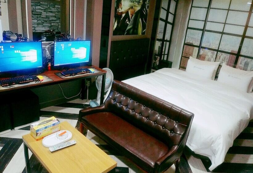 مُتل Ulsan Samsan The Sharp