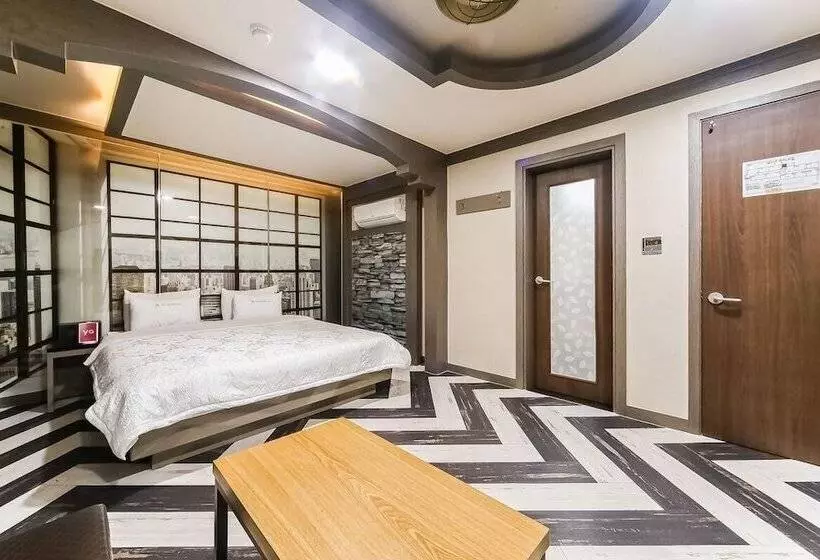 モーテル Ulsan Samsan The Sharp