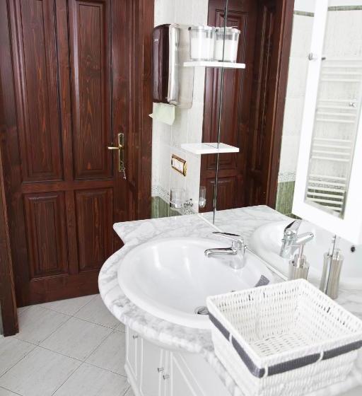 پانسیون Casa 3 Guesthouse