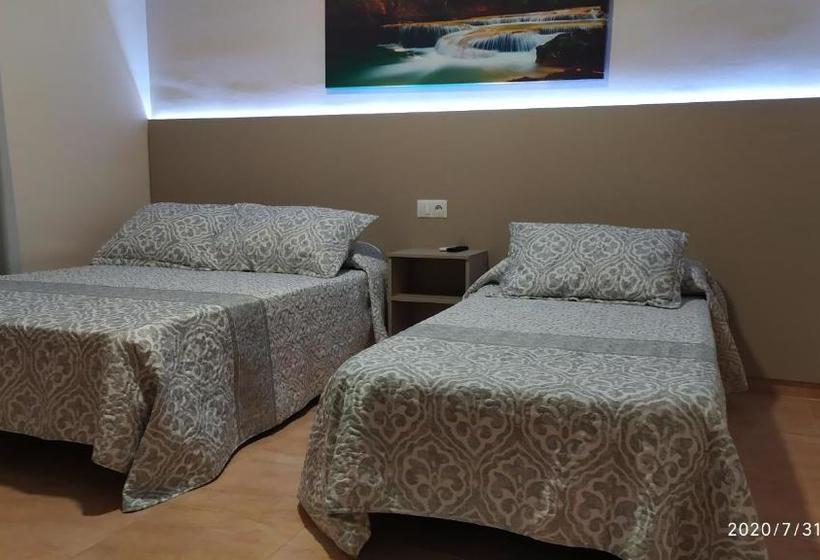 پانسیون Las Rosas