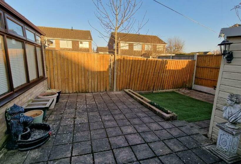 پانسیون Shergold House