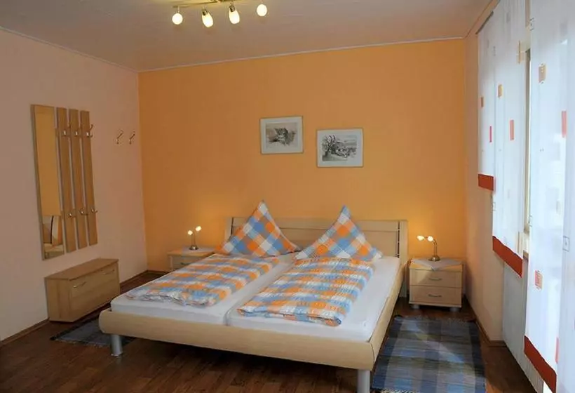 Retkeilymaja Landgasthaus Zum Mönchshof