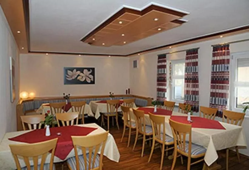 Retkeilymaja Landgasthaus Zum Mönchshof