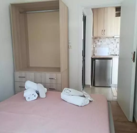 تختخواب و صبحانه Kos Takis Suites & Apartments