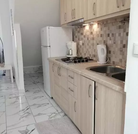 تختخواب و صبحانه Kos Takis Suites & Apartments