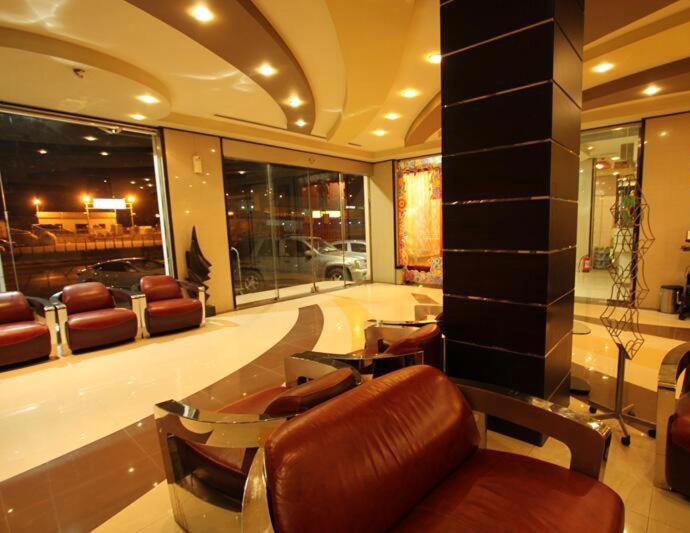 Durrat Al Motamizon Furnished Apartment 3