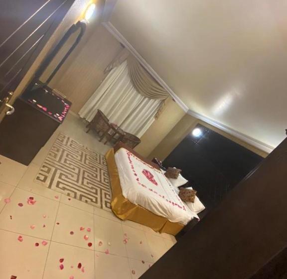 Durrat Al Motamizon Furnished Apartment 3