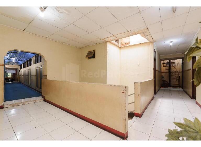 فندق Al Hakim Syariah Redpartner