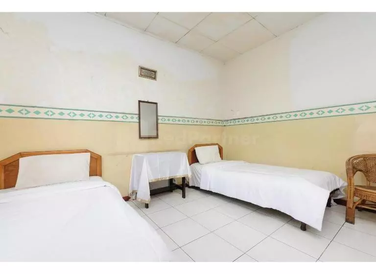 Hotel Al Hakim Syariah Redpartner