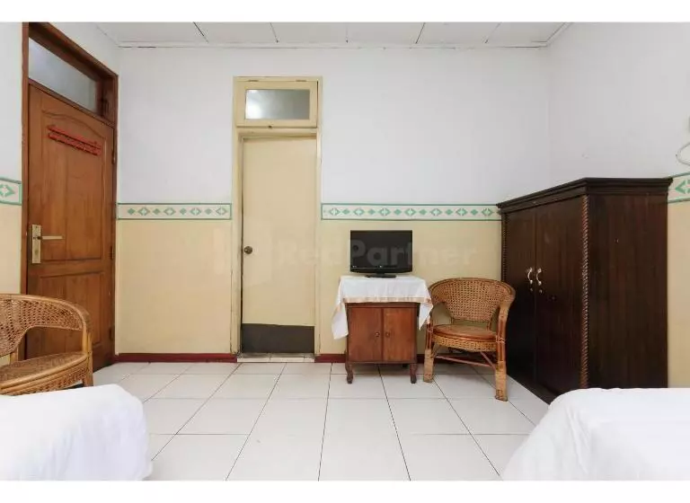 Hotel Al Hakim Syariah Redpartner