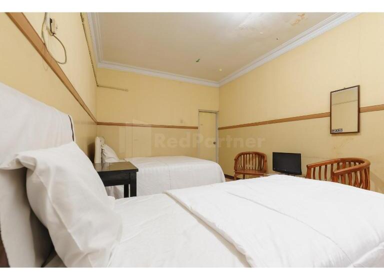 فندق Al Hakim Syariah Redpartner