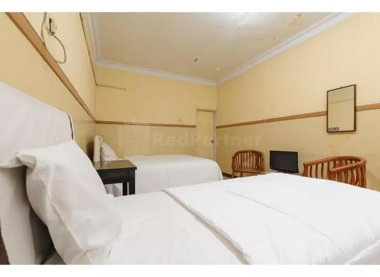 Hotel Al Hakim Syariah Redpartner