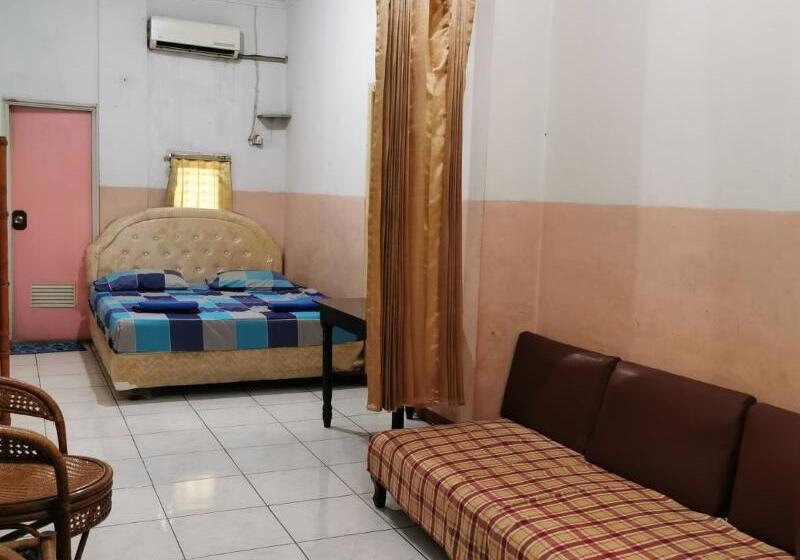 فندق Al Hakim Syariah Redpartner