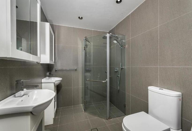 בית מלון כפרי Studios On King