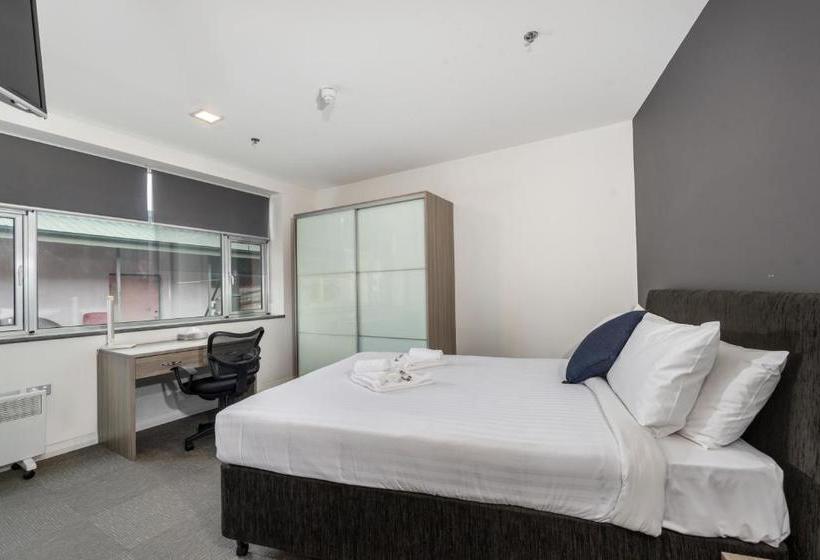 בית מלון כפרי Studios On King