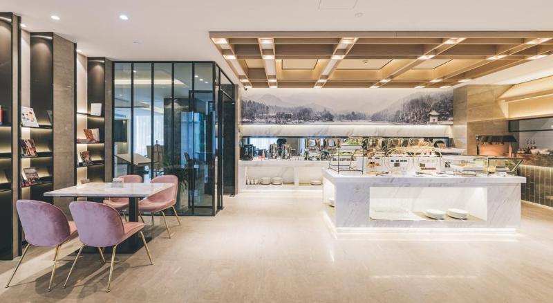 Atour Hotel Nanjing Jurong Xianlin Avenue