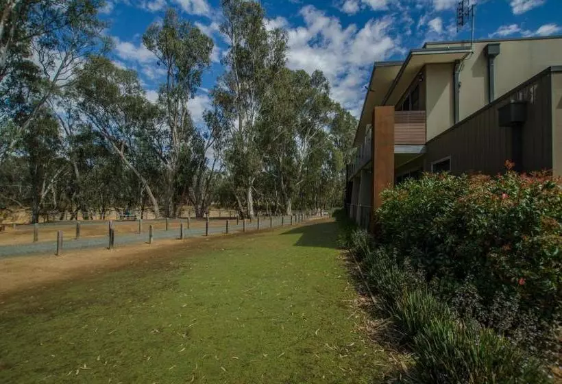 ホテル Campaspe Lodge