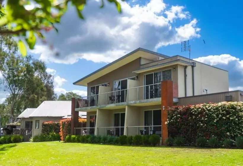 ホテル Campaspe Lodge