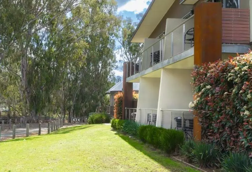 ホテル Campaspe Lodge