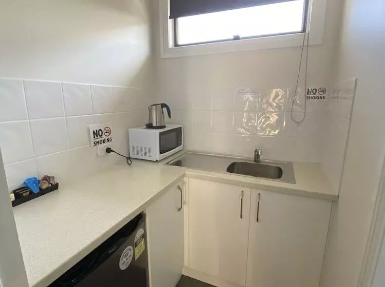 ホテル Campaspe Lodge