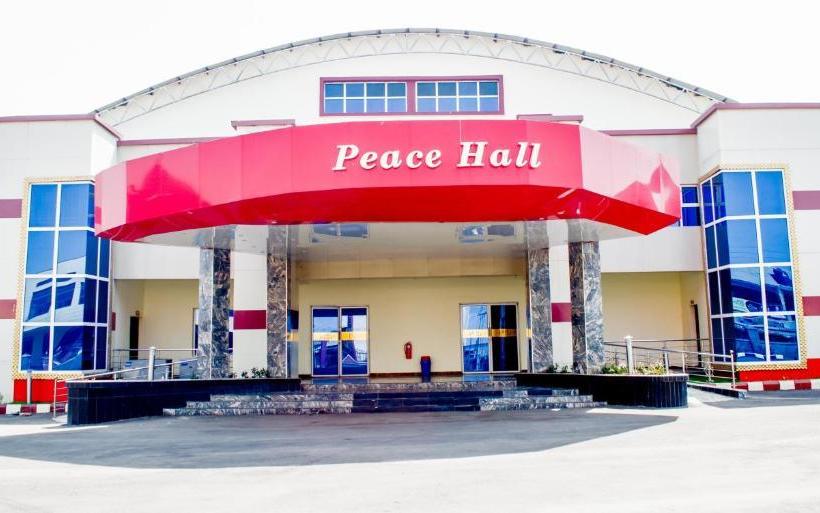 هتل Depeace And Suites