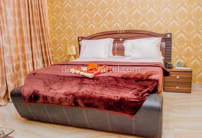 هتل Depeace And Suites