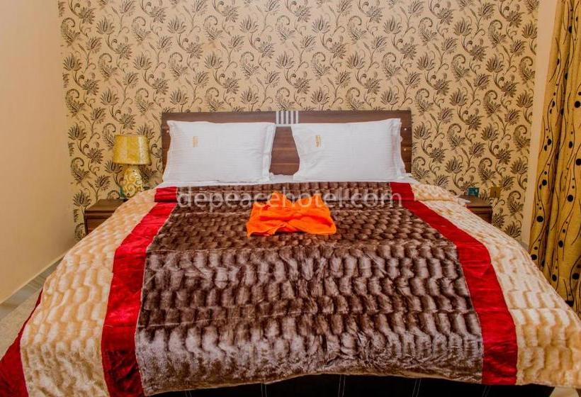 هتل Depeace And Suites