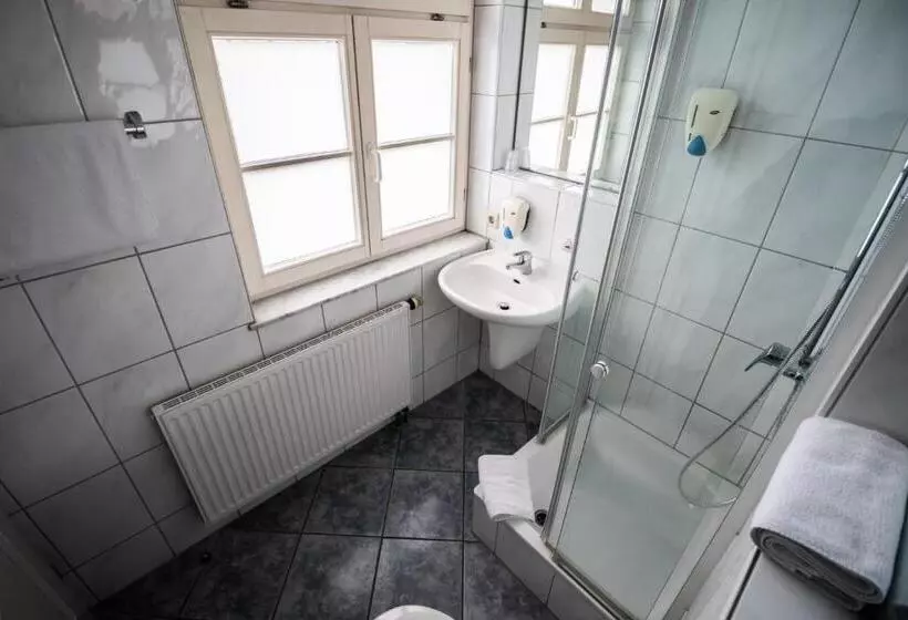 Hotelli Gasthof Rossle