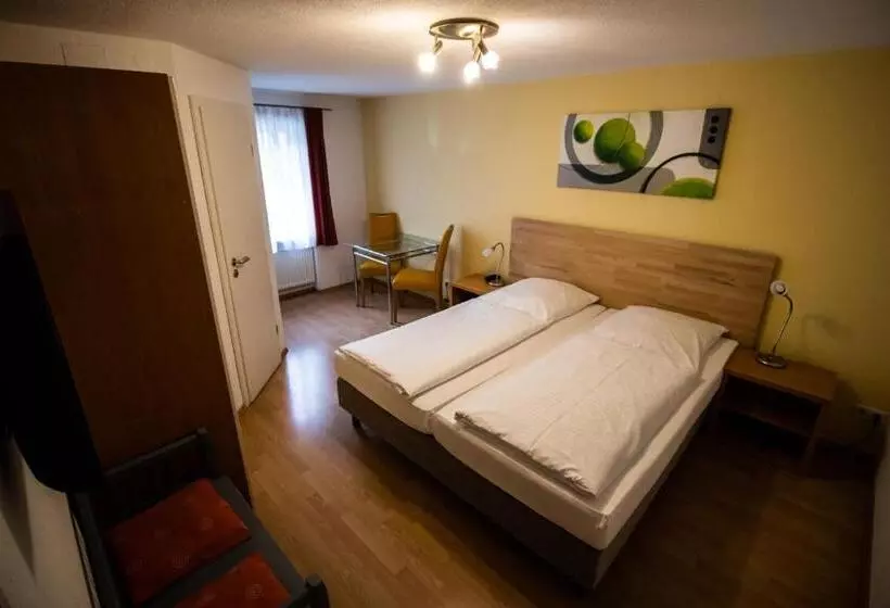 Hotelli Gasthof Rossle