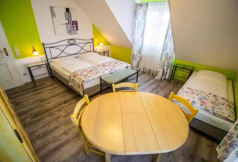 Hotelli Gasthof Rossle