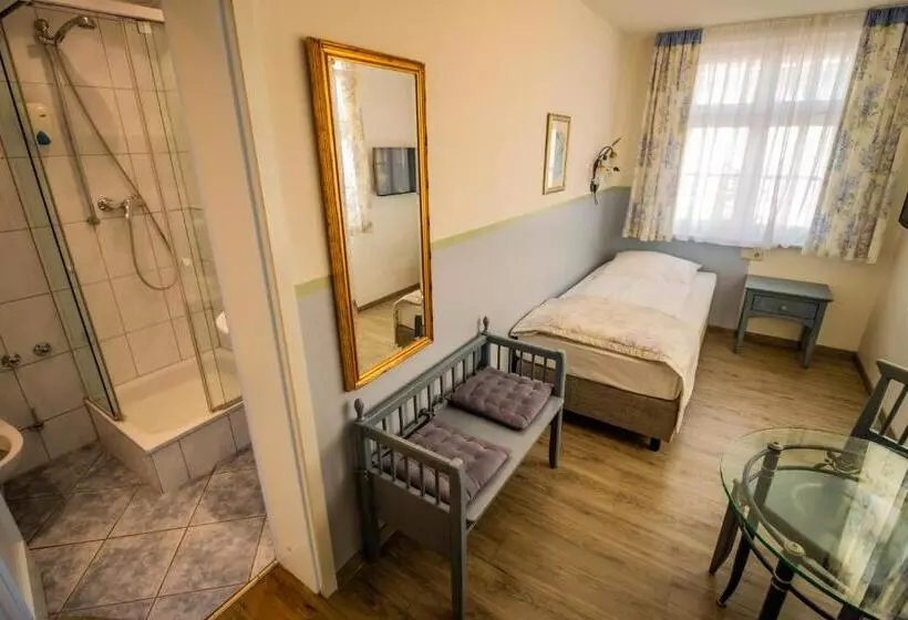 Hotelli Gasthof Rossle