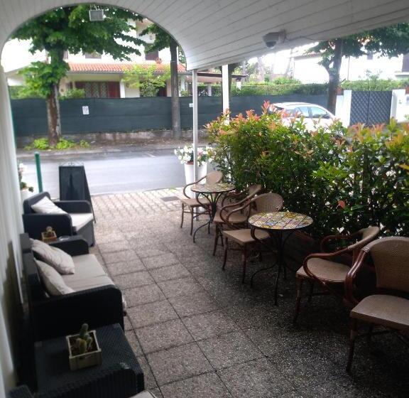 Hotel Maison La Vela