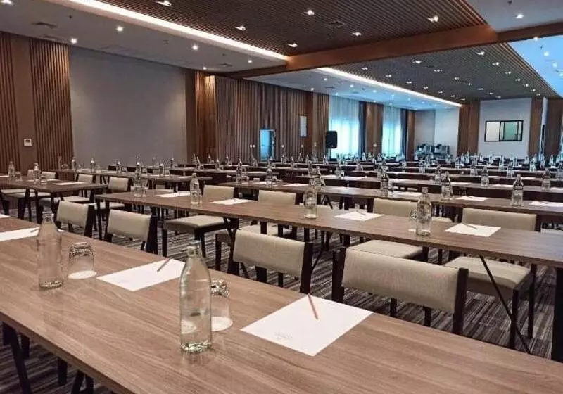 ホテル Mandarin Eastville, Pattaya   Sha Extra Plus