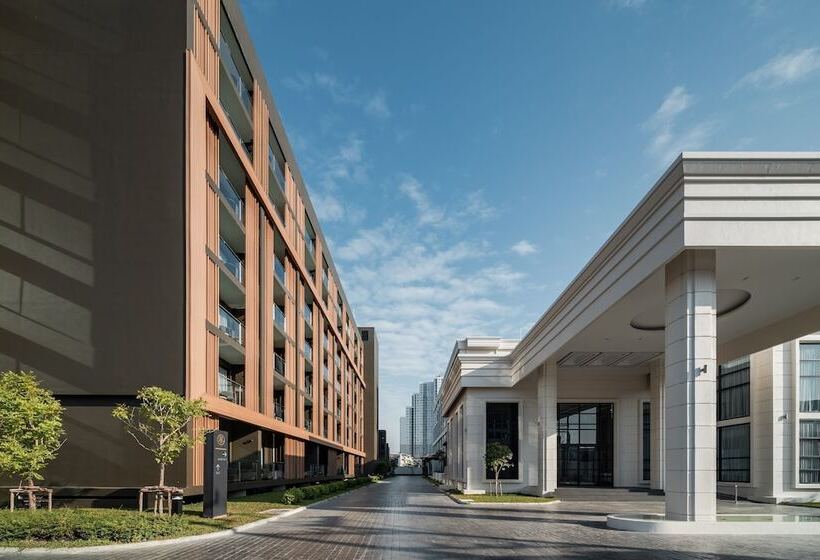 Hotel Mandarin Eastville, Pattaya Sha Extra Plus