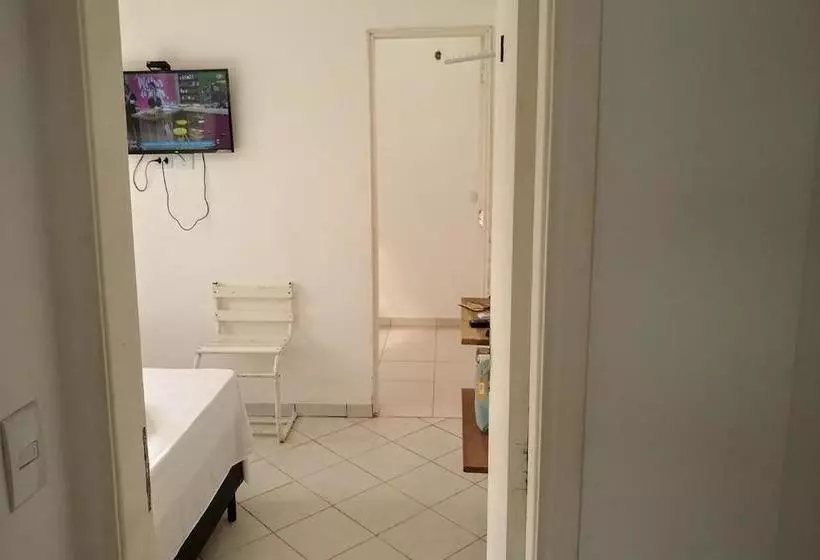 ホテル Oyo  Gralha Azul