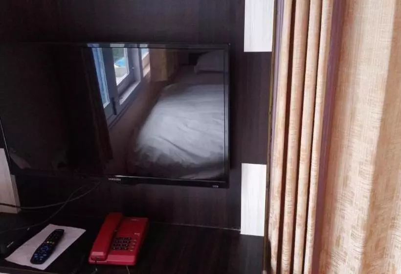 هتل Stayapart  Uday Palace