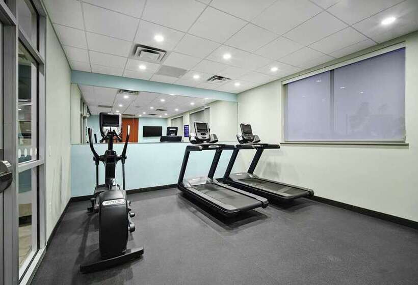 בית מלון כפרי Tru By Hilton Goodyear Phoenix West, Az