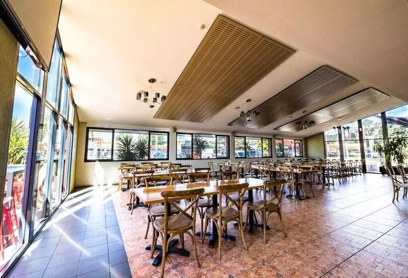 ホテル William Farrer