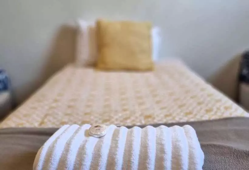 ホテル William Farrer