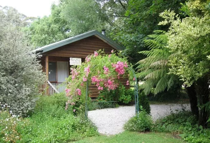 Motelli Crossways Country Inn