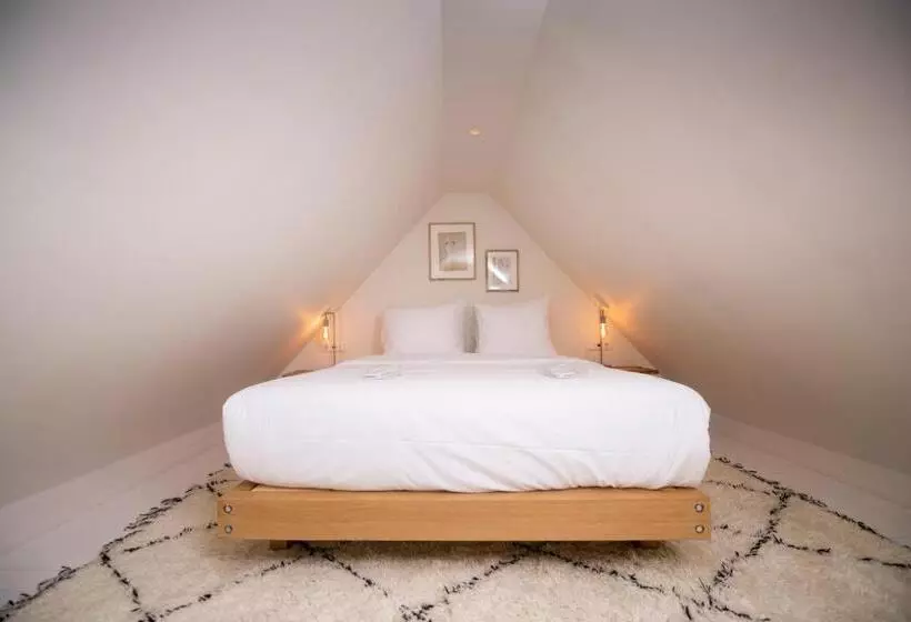 Nobel Houses & Lofts