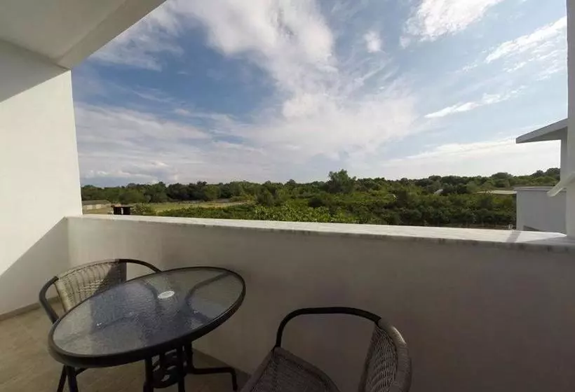 پانسیون Apartments Catalic