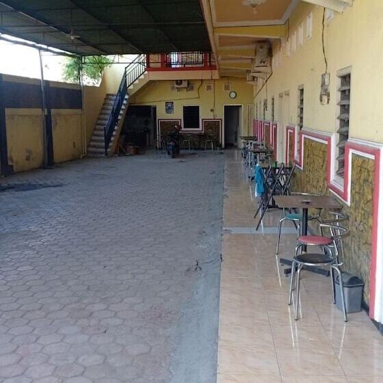 Pension (Hôtel basse catégorie) Griya Dua Putra Jaya Ii