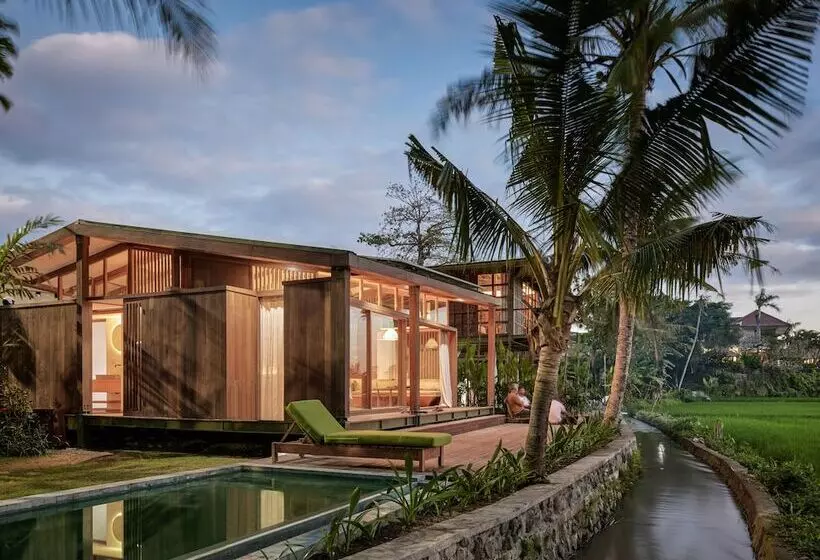 Majatalo Grün Canggu Garden