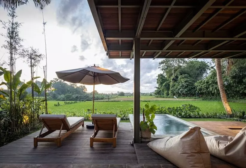 Majatalo Grün Canggu Garden